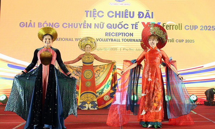 Hot girl bóng chuyền Việt Nam đọ sắc dàn "chân dài" quốc tế, đua giải hoa khôi VTV Cup - 10