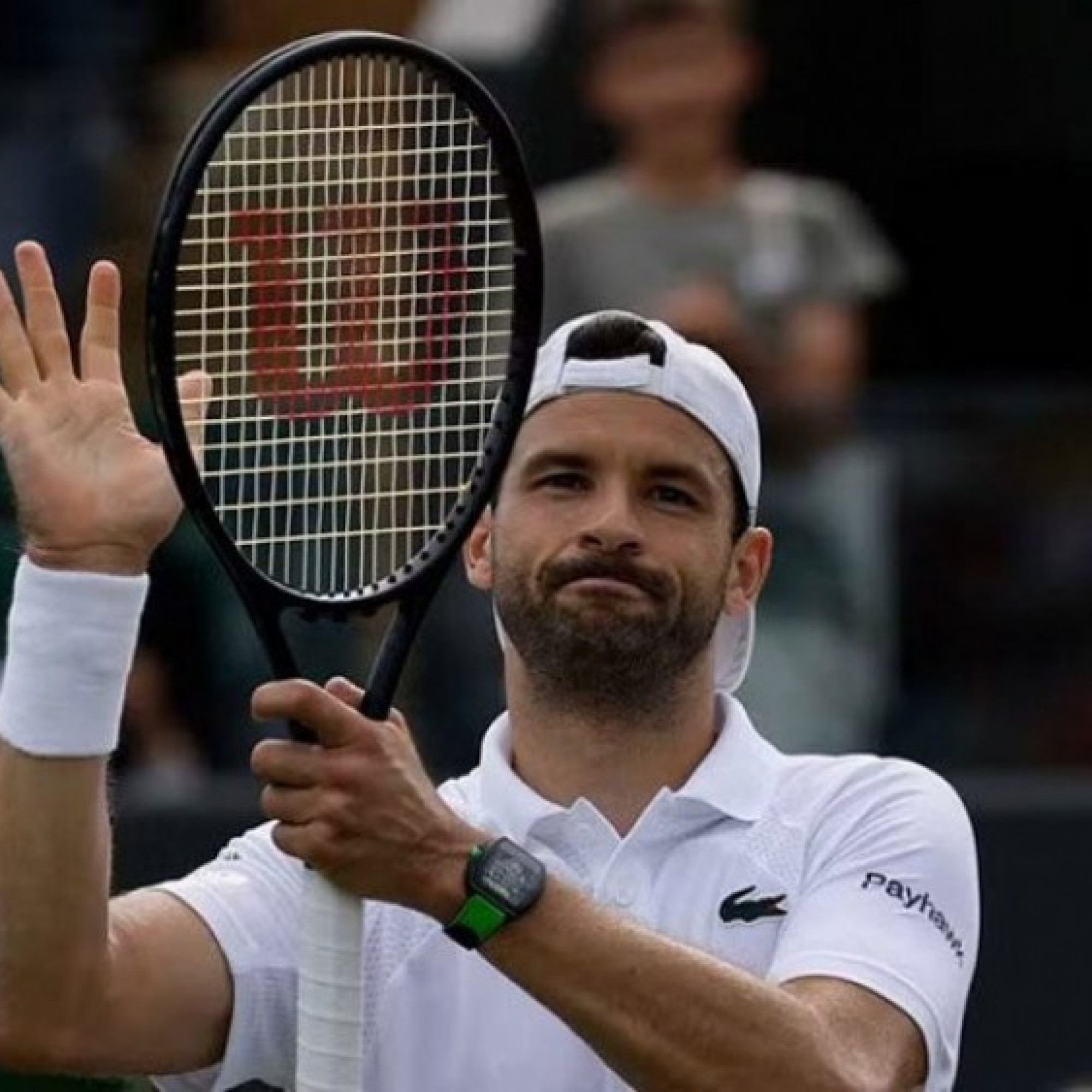  - Hấp dẫn Wimbledon ngày 4: Dimitrov khổ chiến 4 set, Swiatek thoát cú sốc