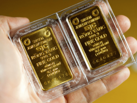 - Giá vàng mất mốc 121 triệu đồng/lượng