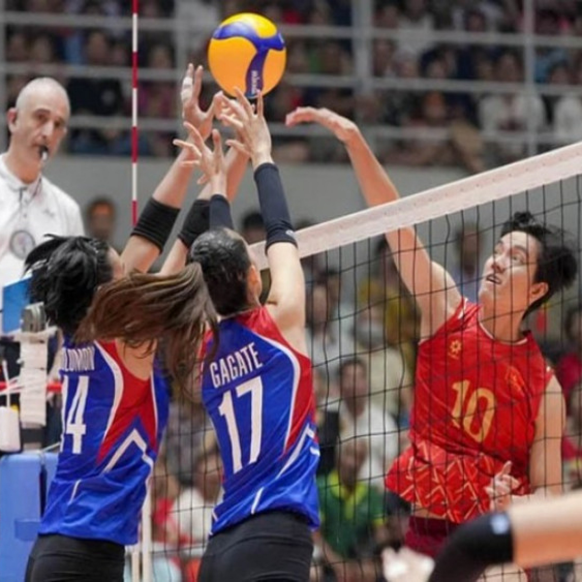  - Trực tiếp bóng chuyền ĐT nữ Việt Nam - Korabelka: Đòi món nợ cũ, fan đặt gạch nửa đêm mua vé (VTV Cup)