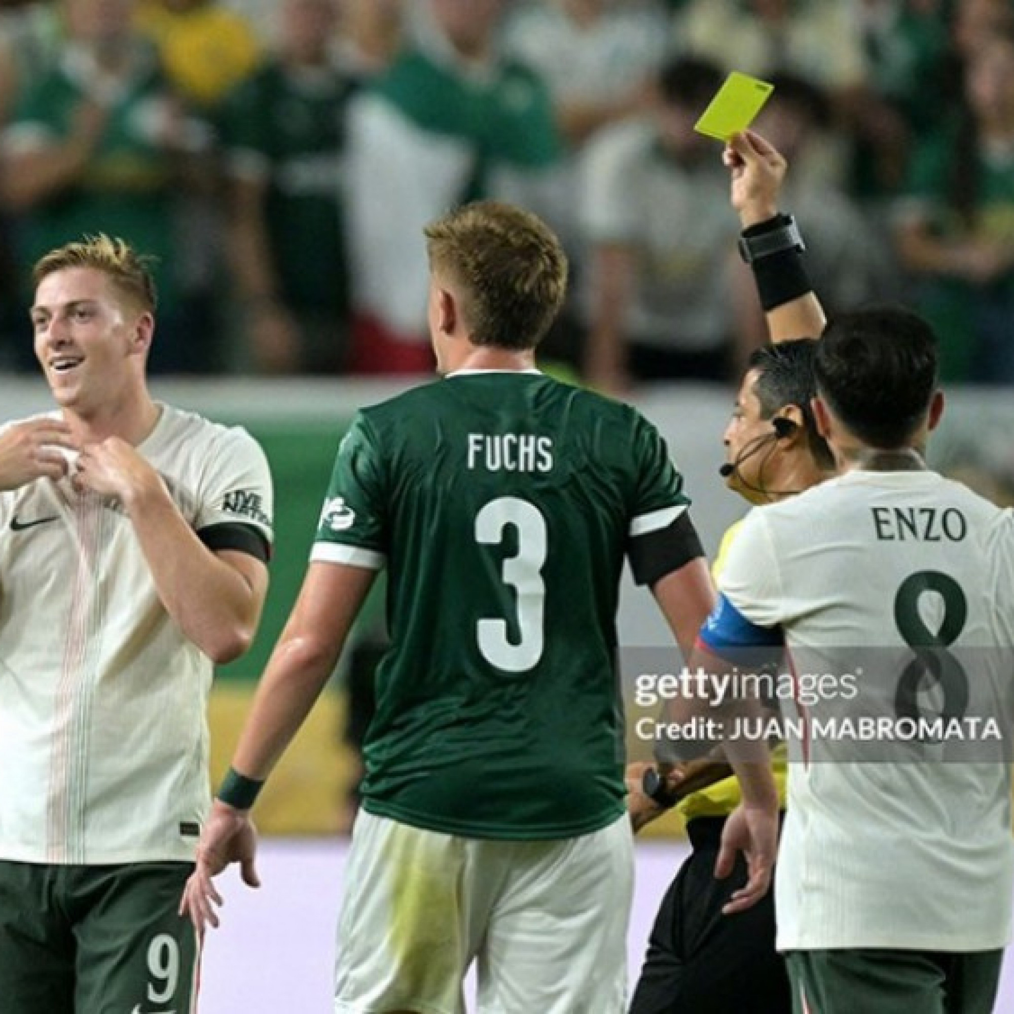  - Chelsea tổn thất vì tân binh "nghìn tỷ" Delap bị treo giò, fan chỉ trích quá non nớt