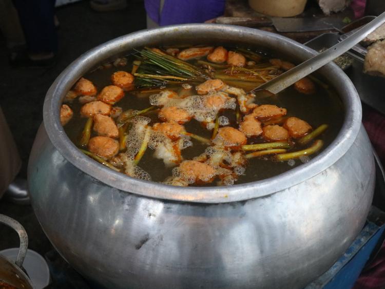 Nhớ thương tô bún bò Huế