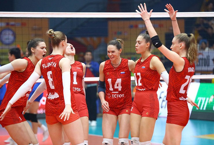 Bóng chuyền nữ Việt Nam thắng được 2 set khó tin trước dàn sao Korabelka - 1