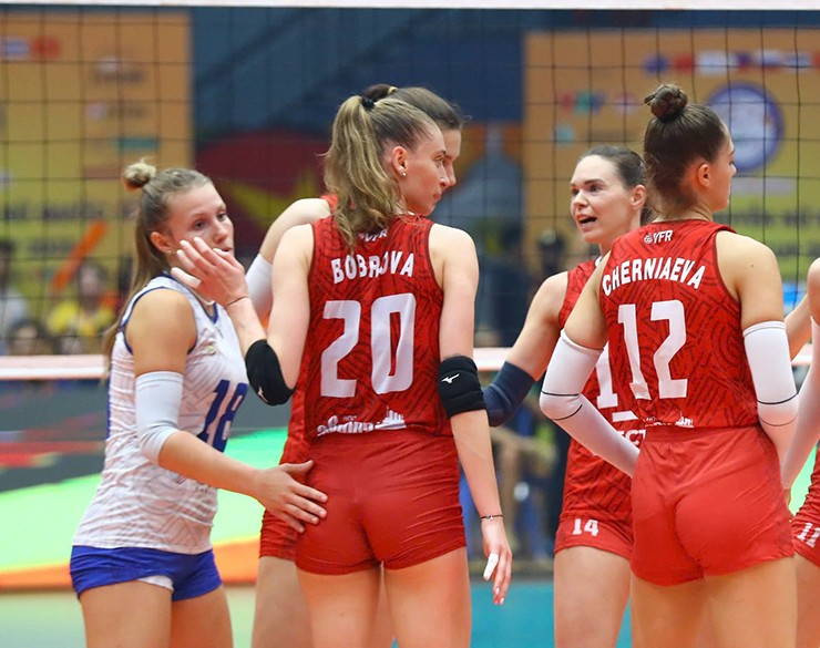 Bóng chuyền nữ Việt Nam thắng được 2 set khó tin trước dàn sao Korabelka - 7