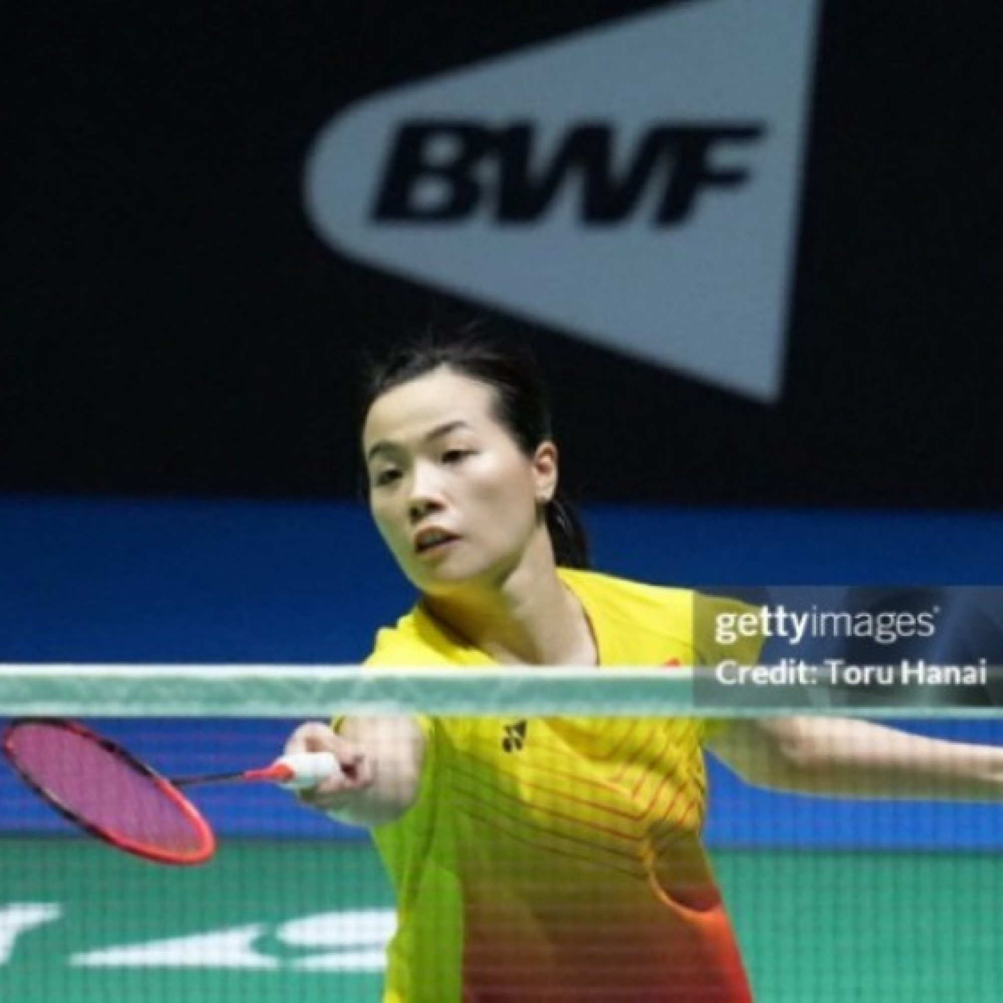  - Hoa khôi cầu lông Thùy Linh 3 lần thoát hiểm, đoạt vé chung kết Canada Open