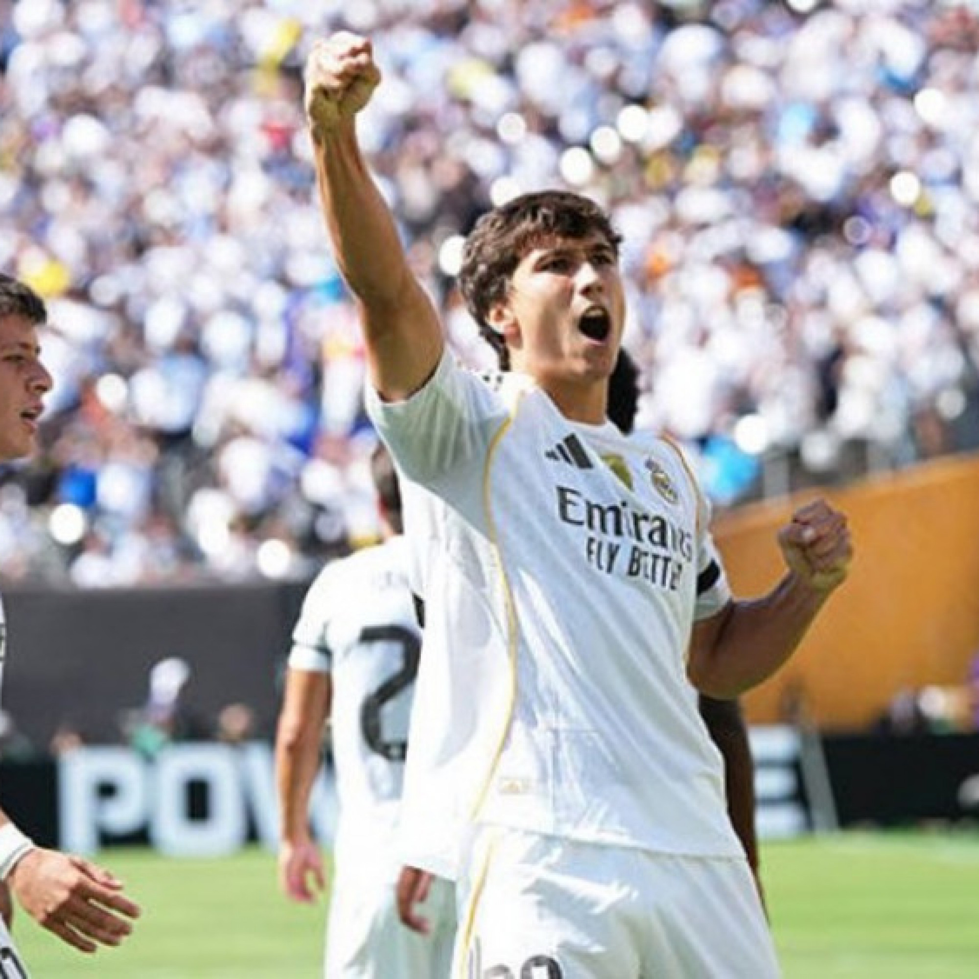  - "Vua cấm địa" Gonzalo Garcia bừng sáng ở Real, Vinicius hay Mbappe phải bật bãi?