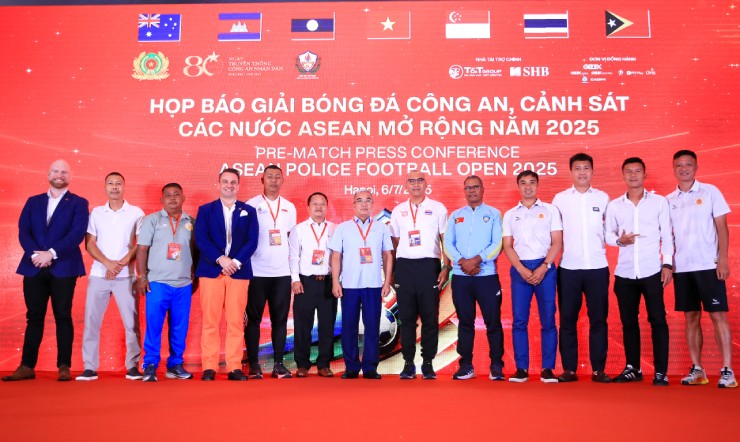 Đội Lào mang nhiều tuyển thủ dự giải bóng đá Công an, Quang Hải có thi đấu hay không? - 1