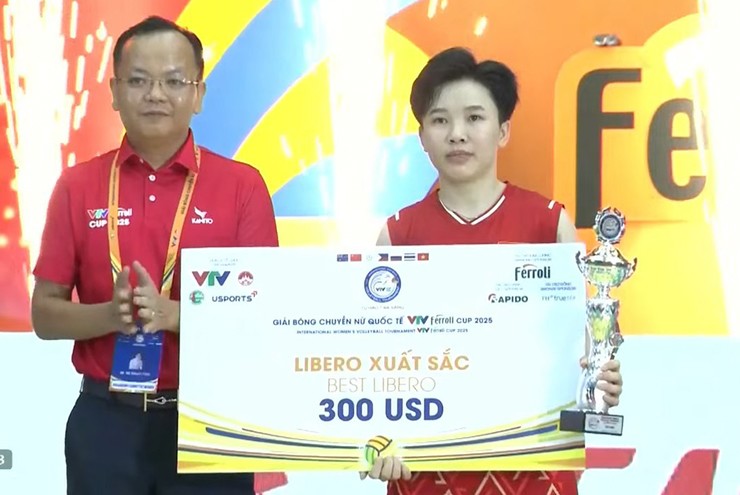 Hoa khôi bóng chuyền VTV Cup: Người đẹp cao 1m82 được vinh danh - 2