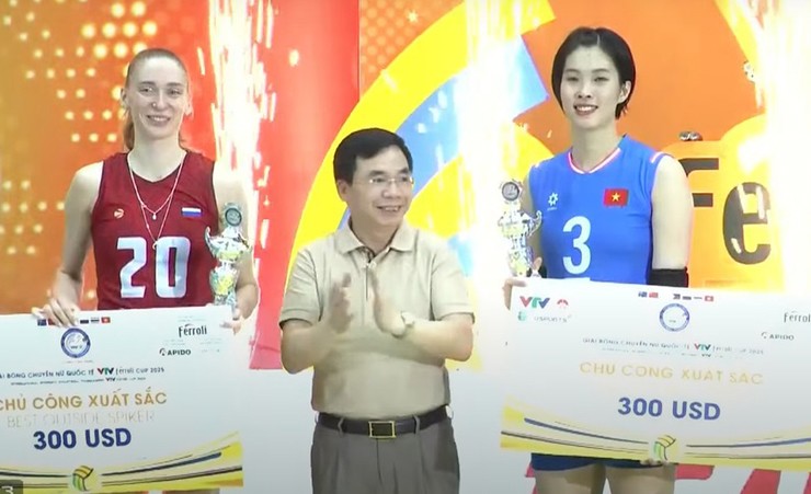 Hoa khôi bóng chuyền VTV Cup: Người đẹp cao 1m82 được vinh danh - 1
