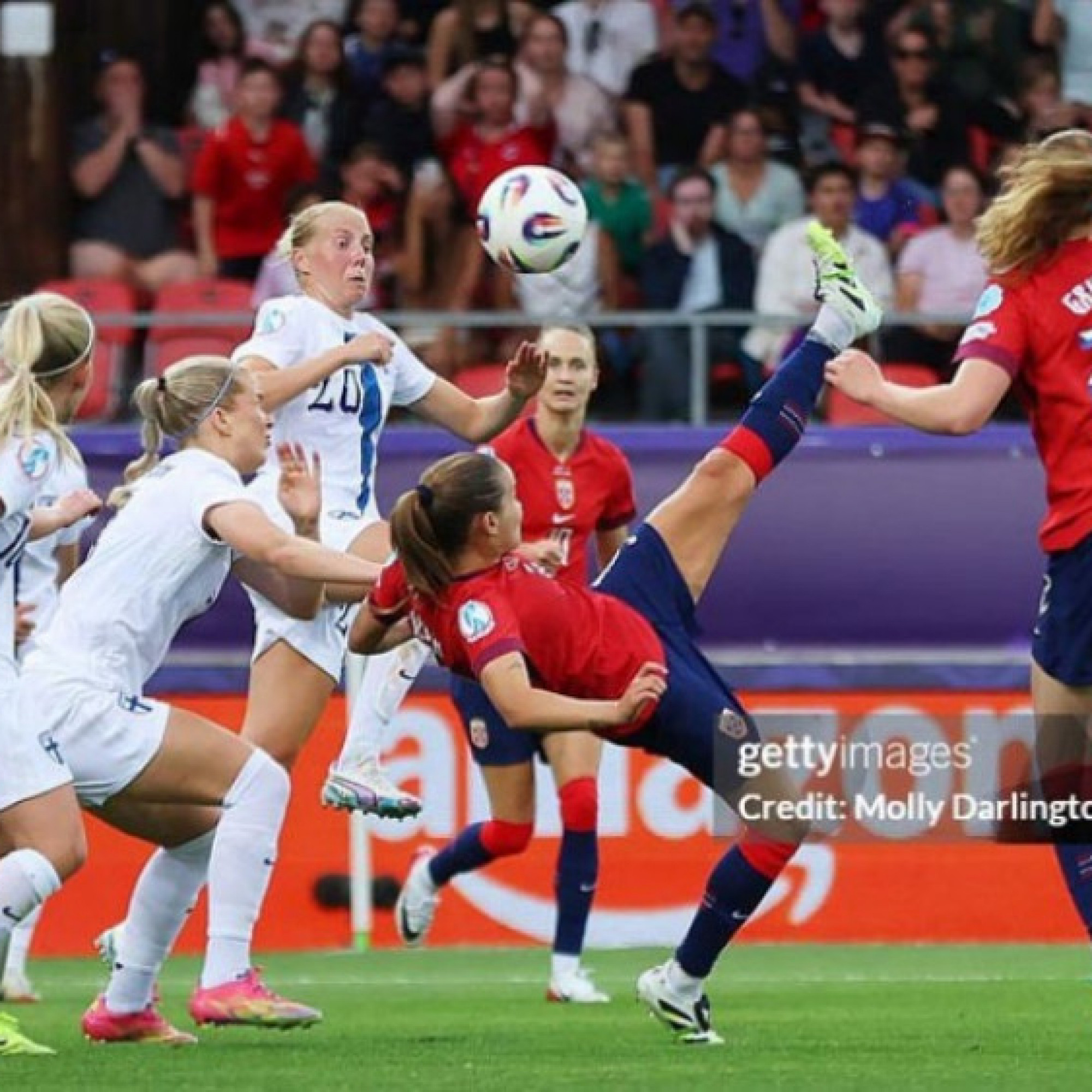  - Video bóng đá ĐT nữ Thụy Sĩ - Iceland:  (EURO nữ)