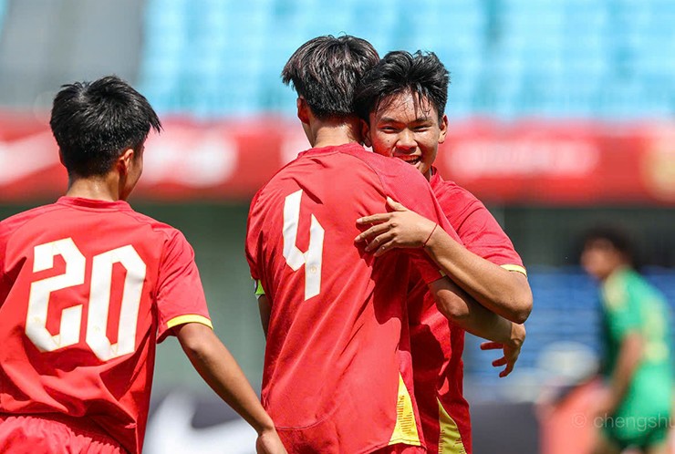 Con trai Quang Hải gia nhập lò Brazil trứ danh, có như Công Phượng hay tiềm năng hơn? - 1