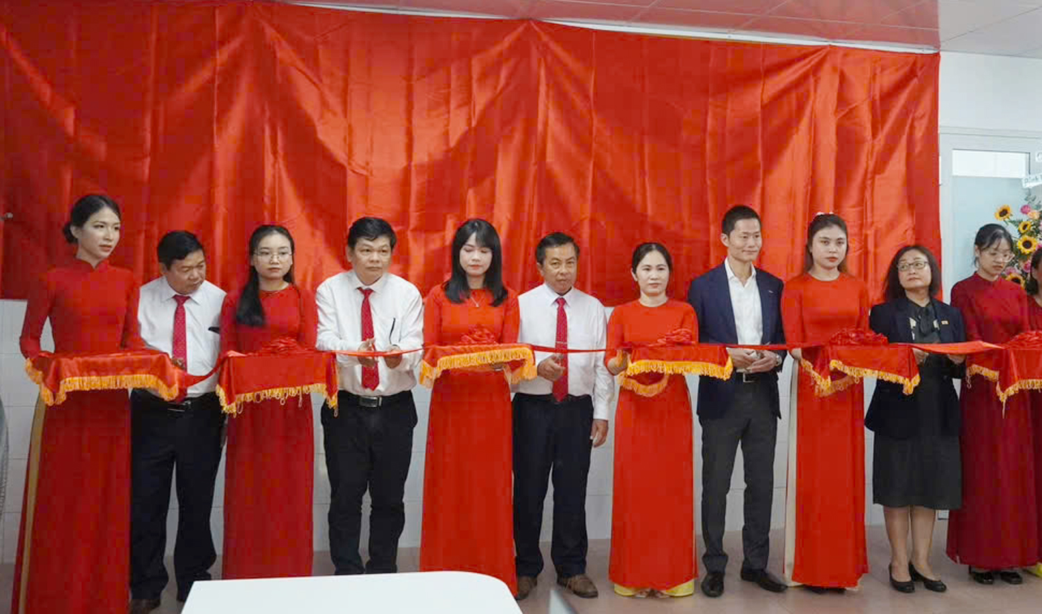 Bệnh viện Đa khoa Trung ương Cần Thơ triển khai hệ thống nội soi siêu âm đầu tiên tại miền Tây - 3