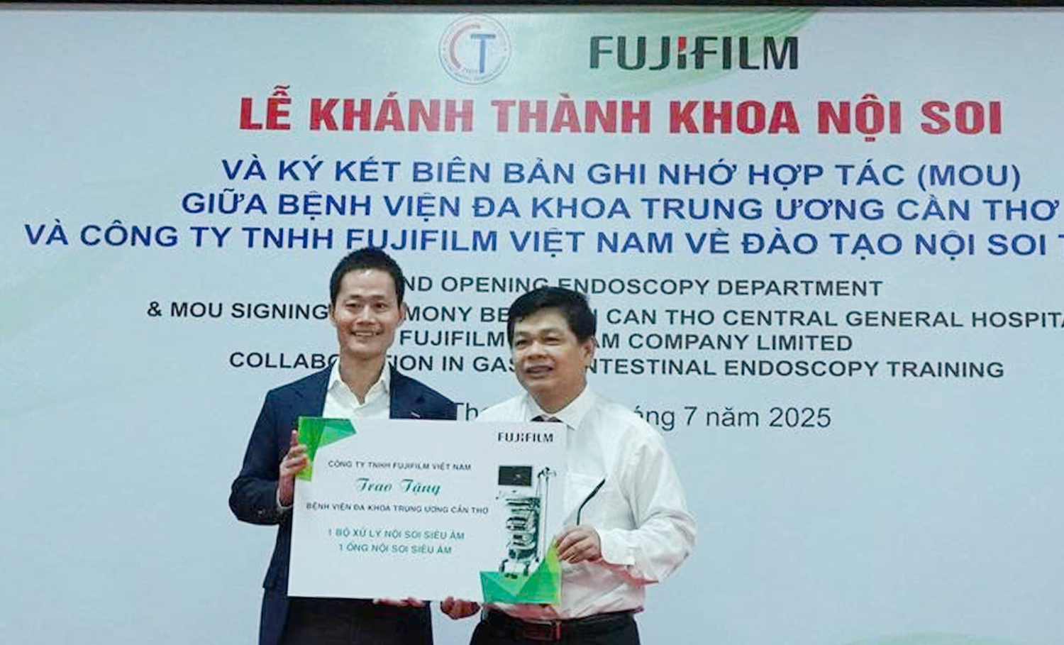 Bệnh viện Đa khoa Trung ương Cần Thơ triển khai hệ thống nội soi siêu âm đầu tiên tại miền Tây - 6
