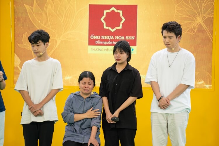 Ước mơ trở thành bác sĩ của những em nhỏ sớm thiếu thốn tình thân khiến nhiều người nghẹn lòng - 6