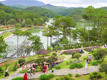 Chuyển động - Con số ấn tượng cho du lịch Lâm Đồng 6 tháng đầu năm 2025