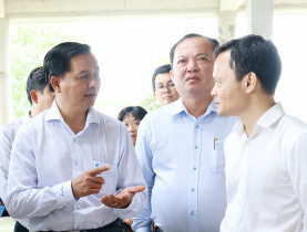  - Chủ tịch thành phố Cần Thơ kiểm tra dự án Bệnh viện Ung bướu