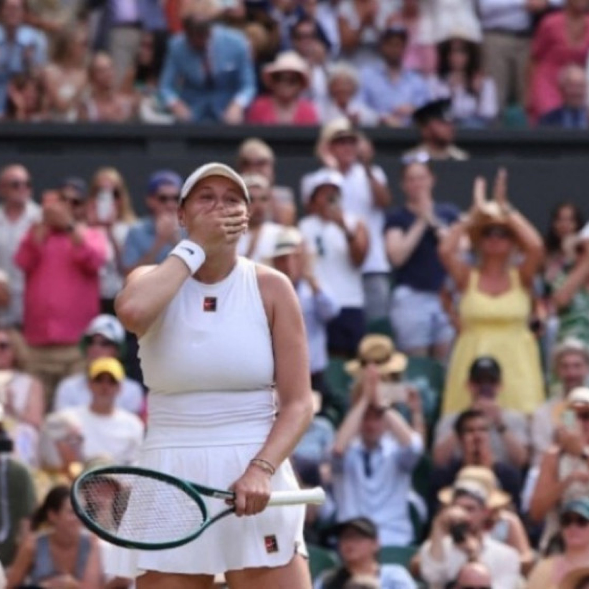  - Mỹ nhân "siêu vòng 1" là "khắc tinh" số 1 thế giới: Chung kết Wimbledon lịch sử