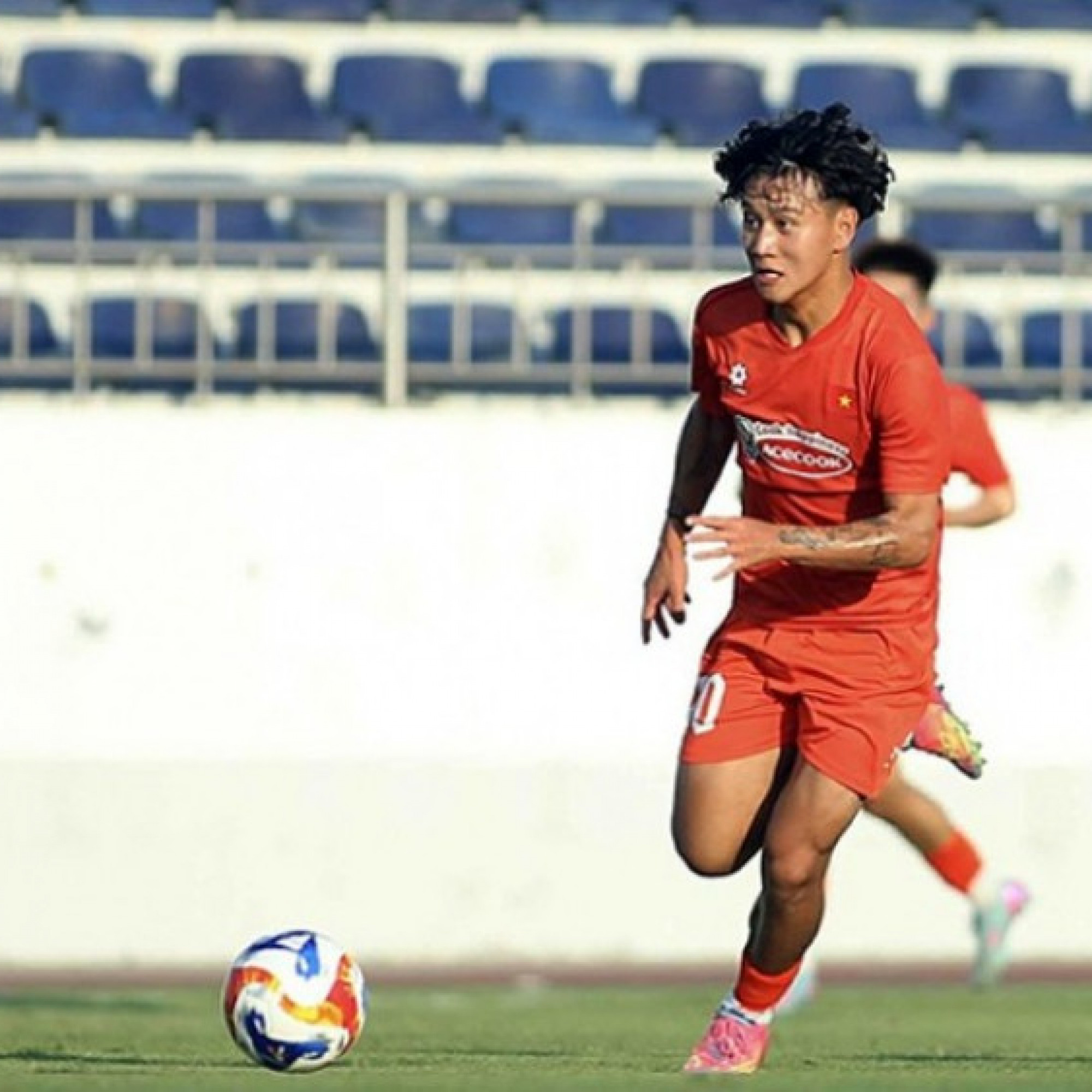  - HLV Kim Sang Sik loại tiền đạo Việt kiều ở danh sách U23 Việt Nam dự giải U23 Đông Nam Á