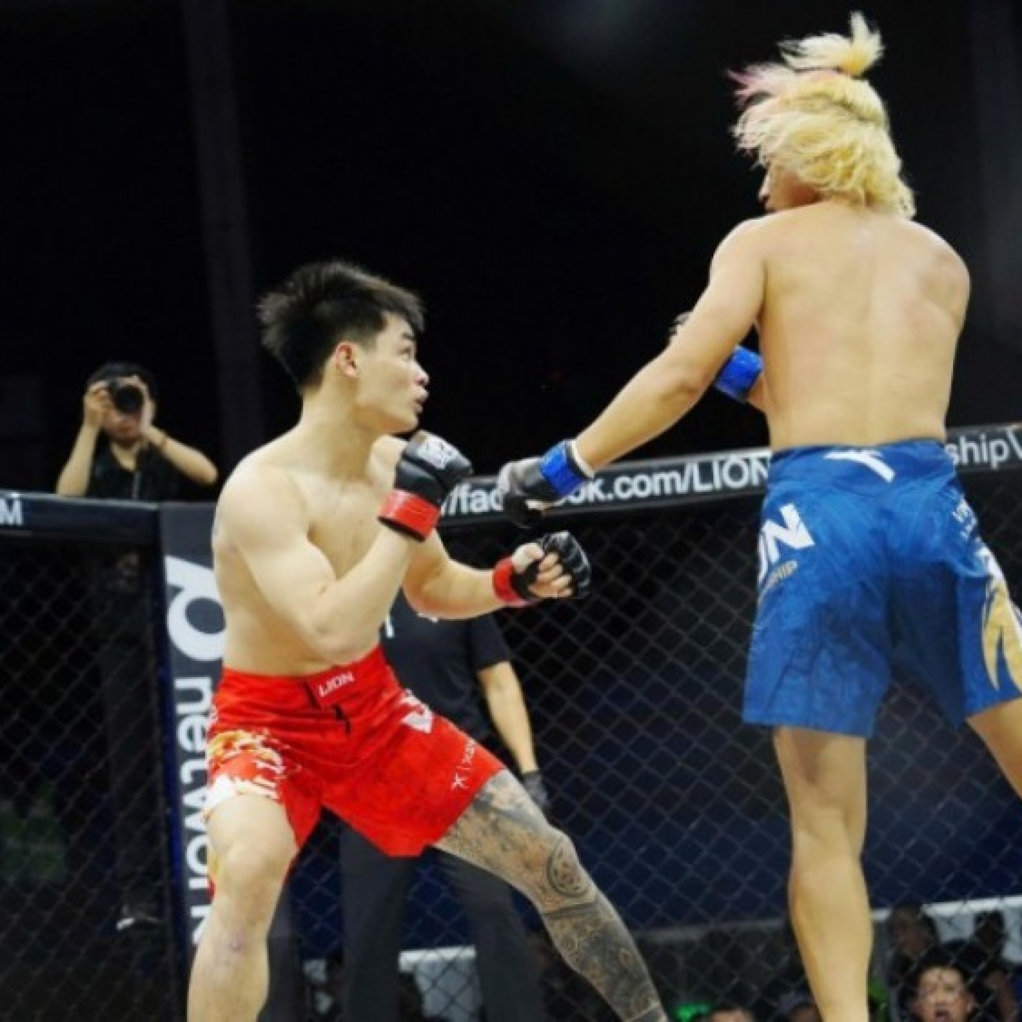  - 2 võ sỹ Việt Nam đánh cho cặp Trung Quốc "tối tăm mặt mũi", thắng vang dội trận MMA 2 đấu 2