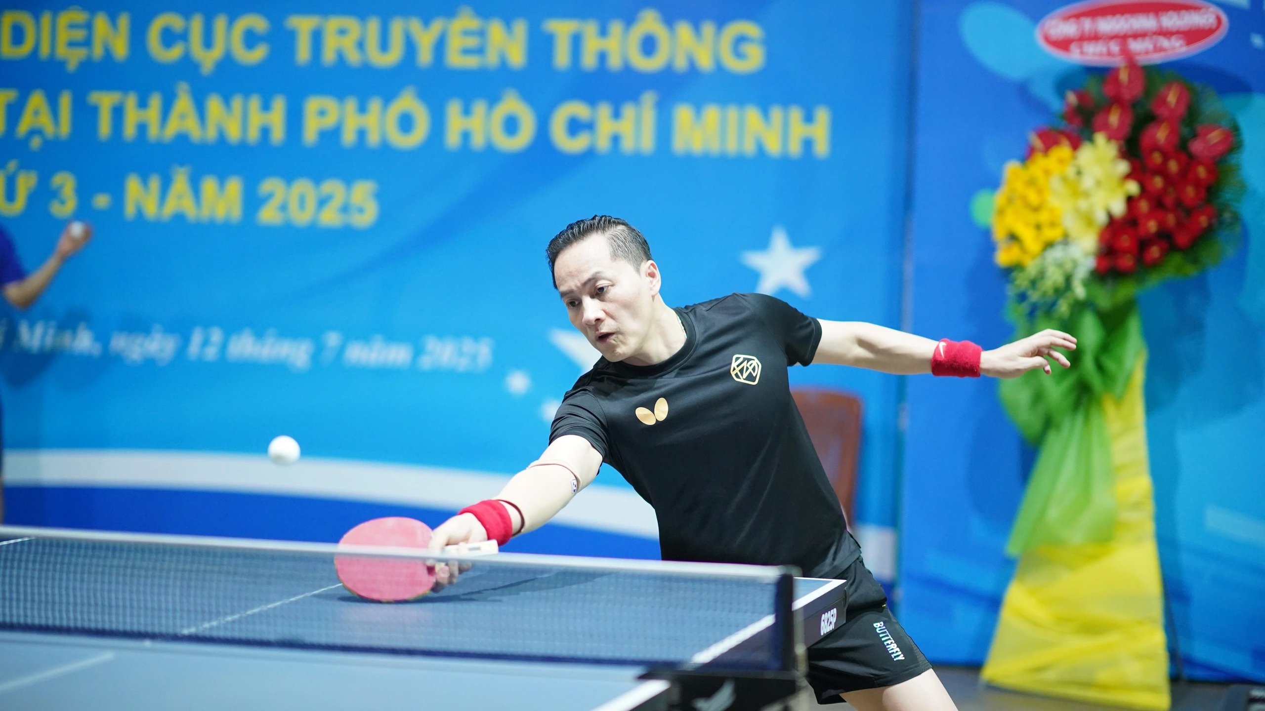 Thiếu tướng Phạm Văn Miên vô địch giải bóng bàn diễn ra tại TP.HCM - 2