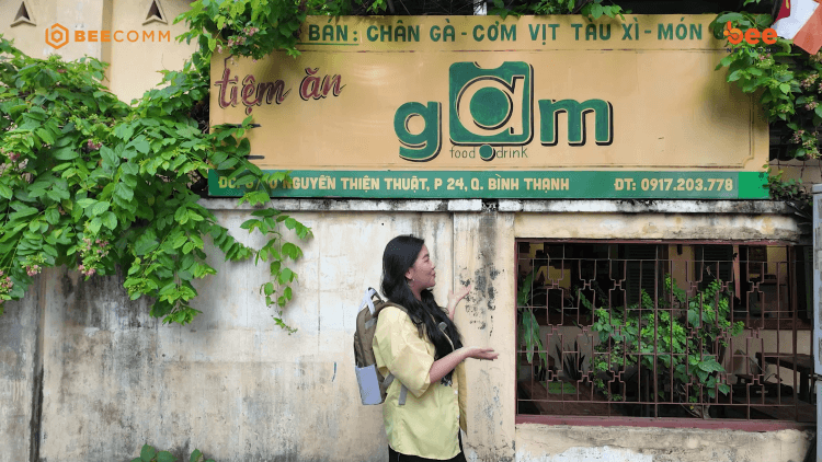Tuấn Kiệt và Chen Ru Lu hào hứng với món chè lục bảo tại Bình Thạnh - 1