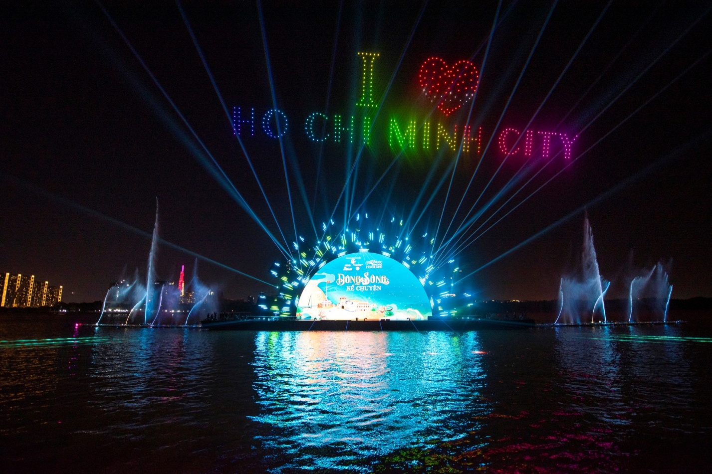 song sai gon: dong chay ke chuyen hon 300 nam cua mot thanh pho - 1