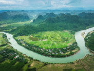 Bay trên miền di sản: Khi đá núi kể chuyện và sông ngàn hát ca