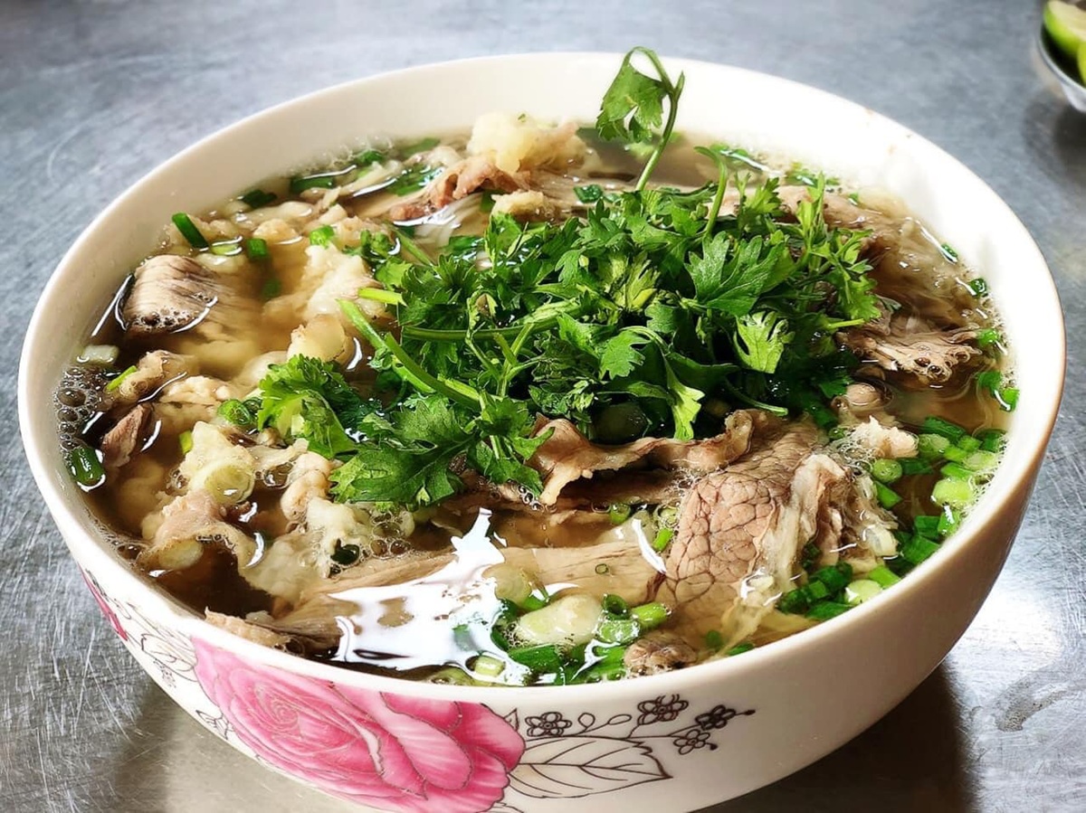 Người giữ vị, những ký ức sống trong từng món ăn ở TP.HCM - 1