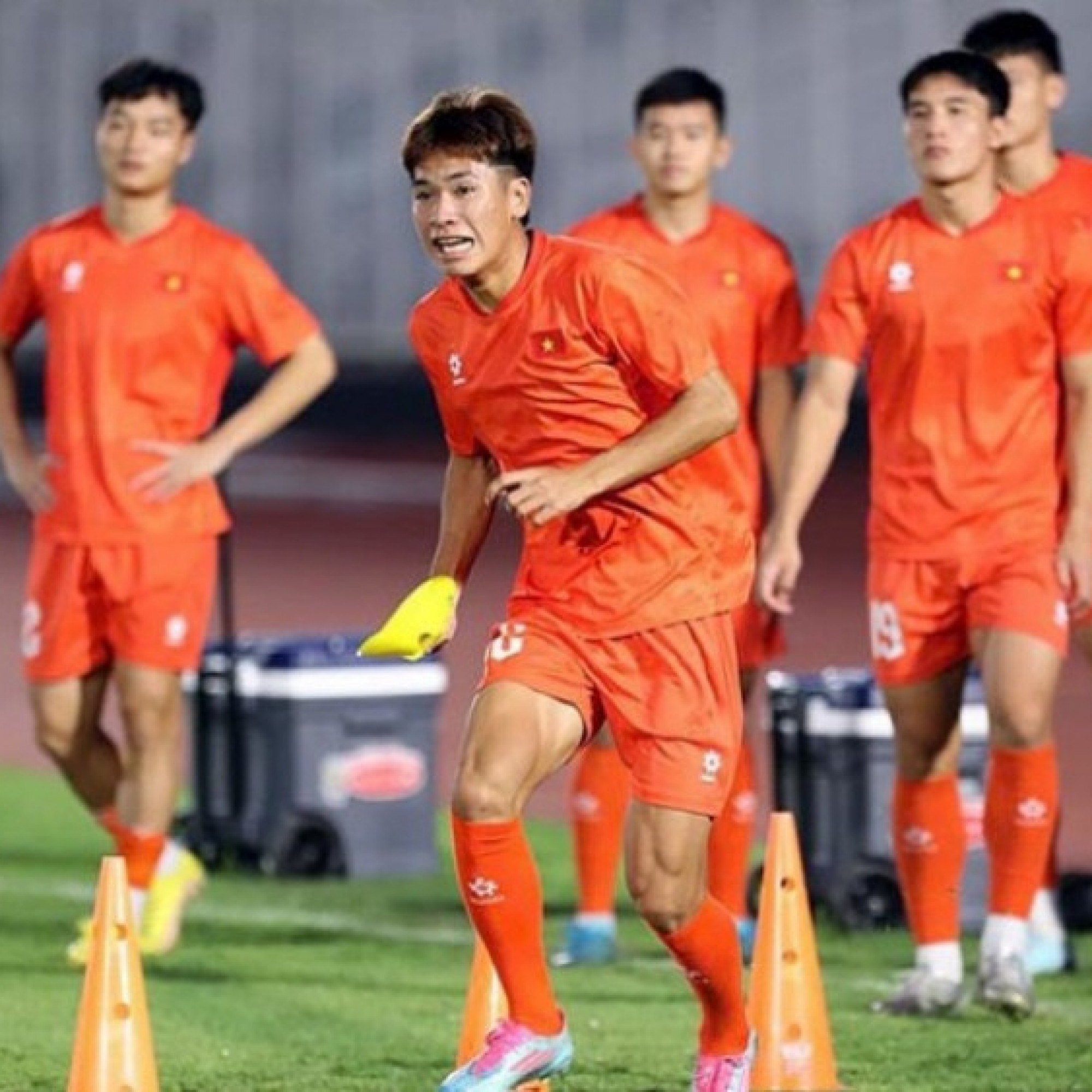  - Trực tiếp bóng đá U23 Việt Nam - U23 Lào: Đương kim vô địch ra oai (U23 Đông Nam Á)