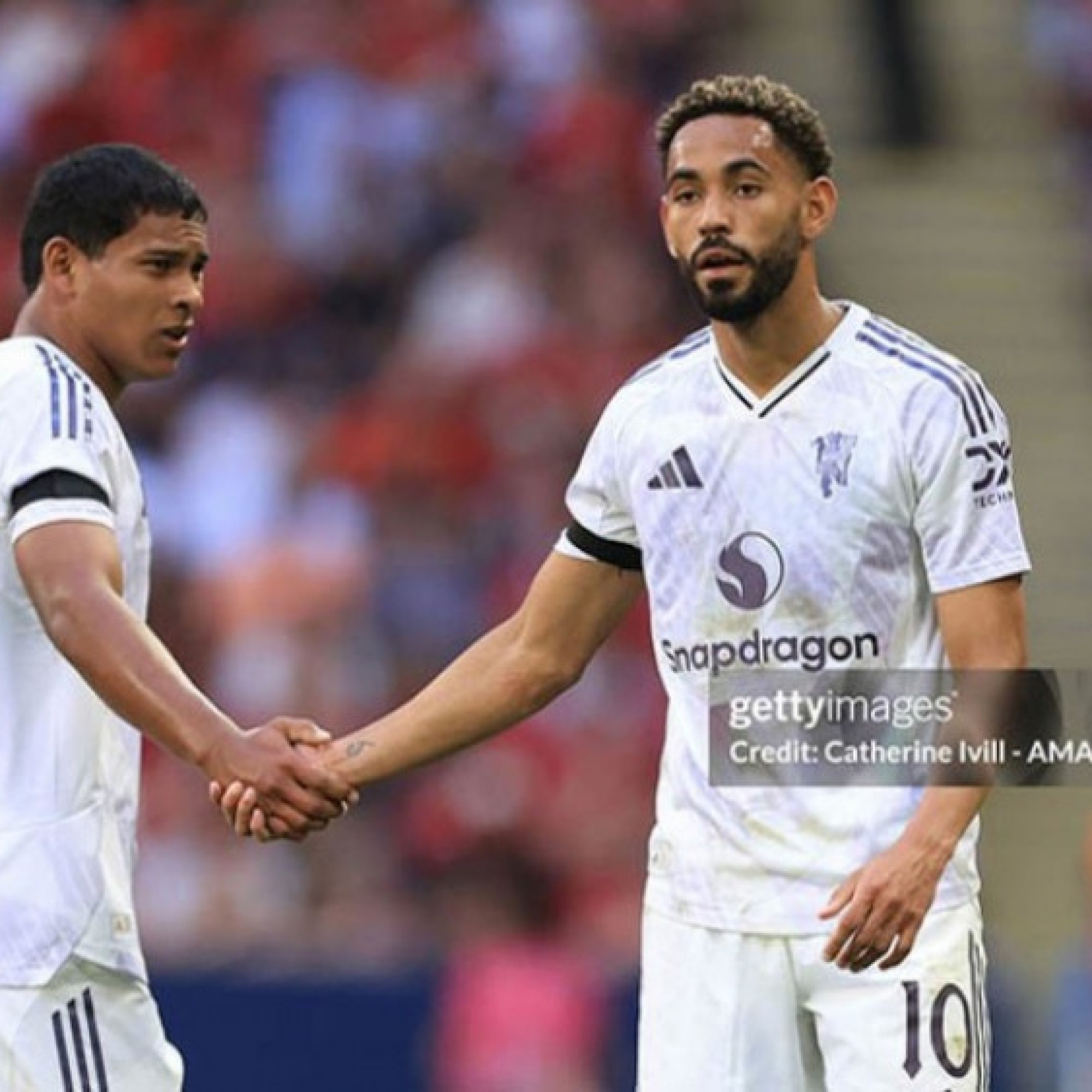  - Tân binh Matheus Cunha thi đấu nỗ lực trước Leeds, ghi điểm ngày ra mắt MU
