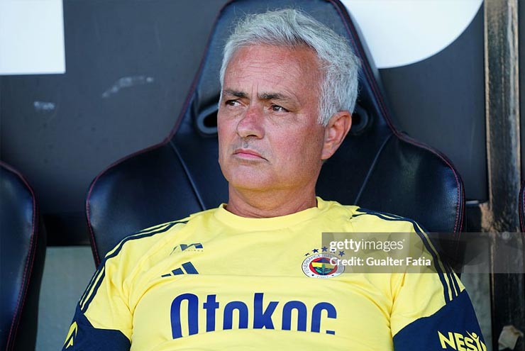 Mourinho muốn dẫn dắt ĐT Bồ Đào Nha, Ronaldo chờ thời cơ tái ngộ thầy cũ - 1