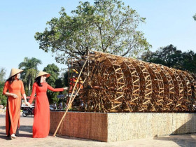  - Nghĩa tình quê hương trong đêm nhạc Bùi Hữu Hiên