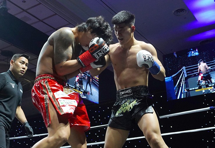 Võ sĩ bất bại Kiều Duy Quân thắng knock-out cao thủ Hàn Quốc chỉ sau 1 phút - 1