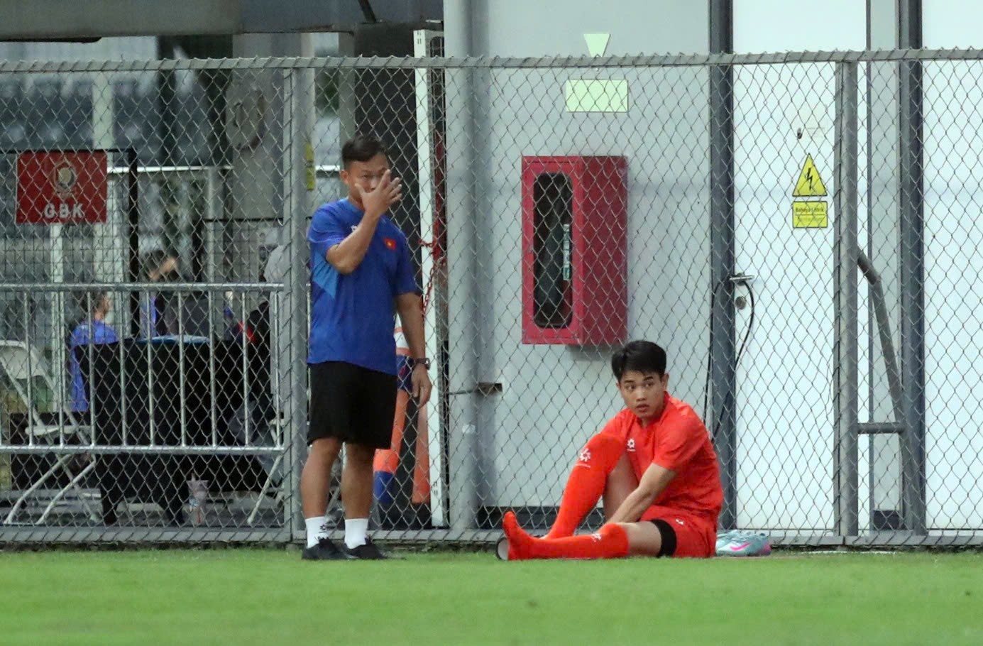 Đình Bắc chấn thương, HLV Kim Sang Sik lo cho hàng công U23 Việt Nam - 3