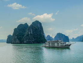  - Đi tour tàu biển, du khách nên làm gì để an toàn?
