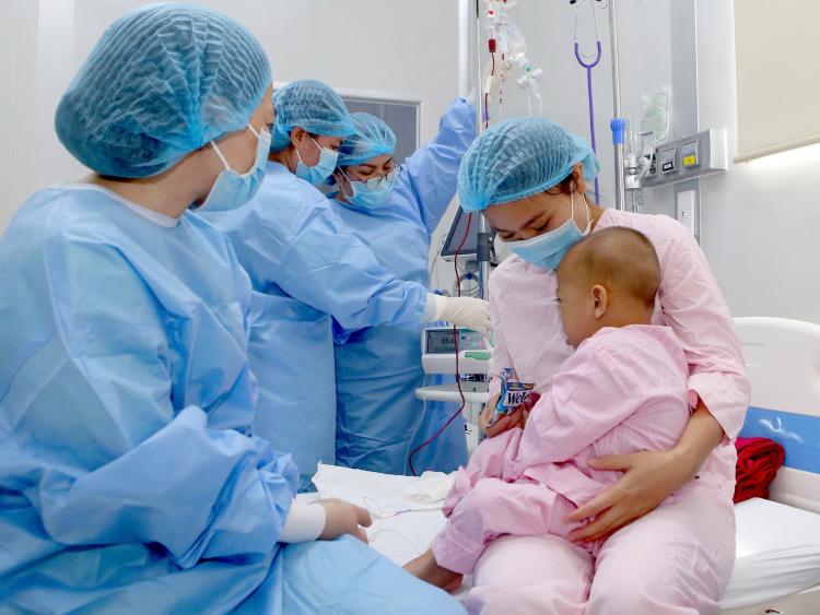 Thực hiện thành công ca ghép tủy tự thân thứ 50 và 3 ca ghép tủy đồng loại Thalassemia liên tiếp
