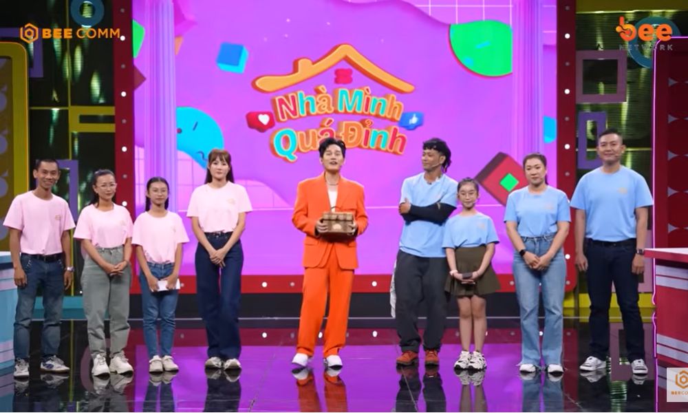 “Nhà Mình Quá Đỉnh”: MC Dương Hồng Phúc “bị giành sóng” bởi hai đội trưởng nhí - 1