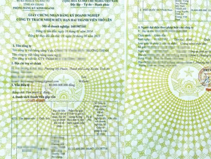  - Người đàn ông kêu cứu vì bị người khác chiếm đoạt tài sản