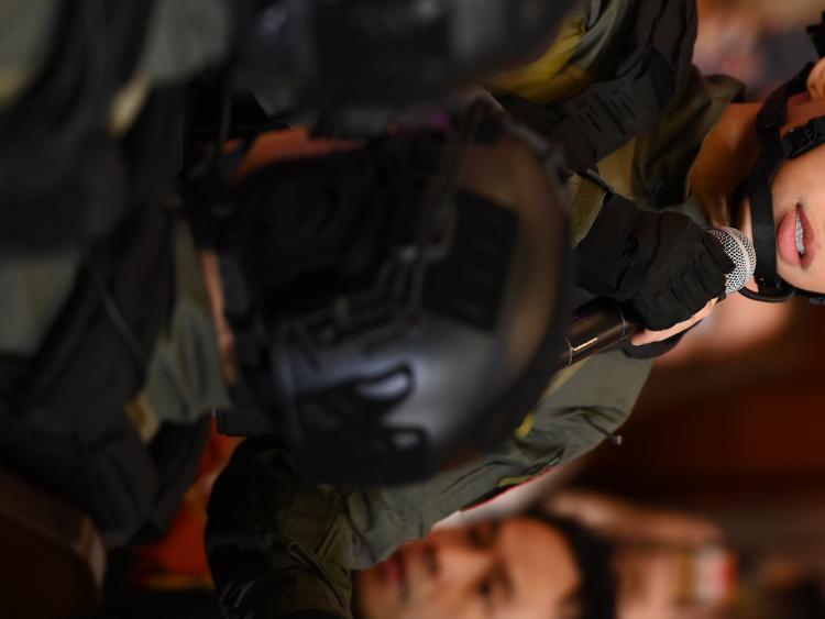 Dàn nghệ sĩ ‘đổ mồ hôi, sôi nước mắt’ trước thử thách khắc nghiệt của Chiến Sĩ Quả Cảm