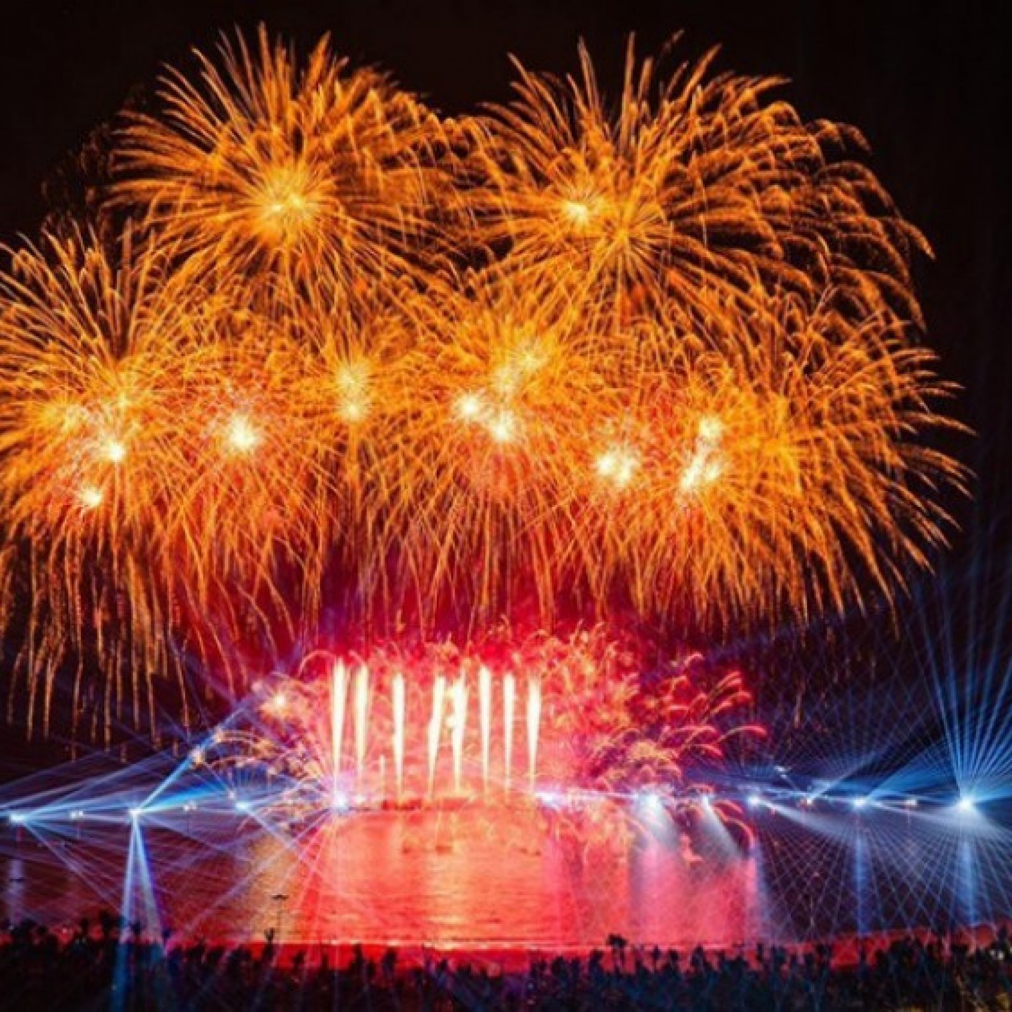  - Hàng ngàn drone sẽ xuất hiện trên bầu trời Phú Quốc trong show diễn Symphony of the sea từ tháng 11 này