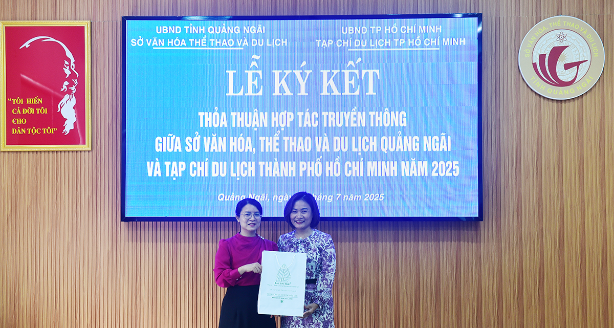 tap chi du lich tp.hcm ky ket hop tac voi so vh, tt va dl quang ngai - 15