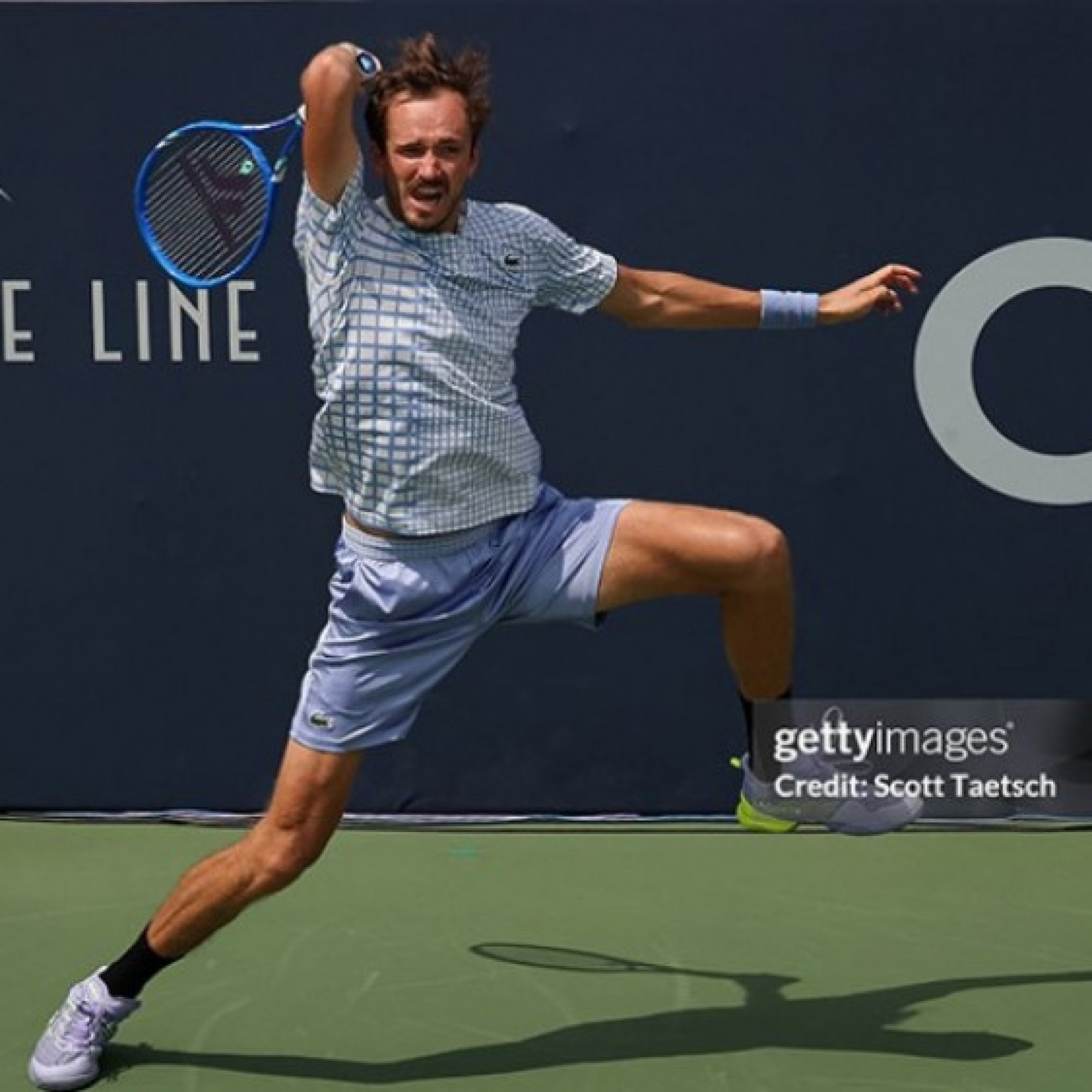  - Hấp dẫn tennis Washington Open: Medvedev ngược dòng ngoạn mục, Learner Tien thắng sốc Rublev