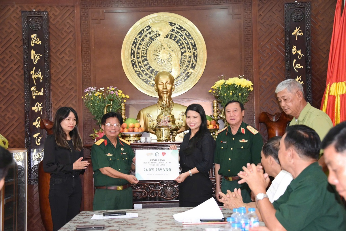 Hơn 1 tỷ đồng đến tay thương, bệnh binh TP.HCM - 4