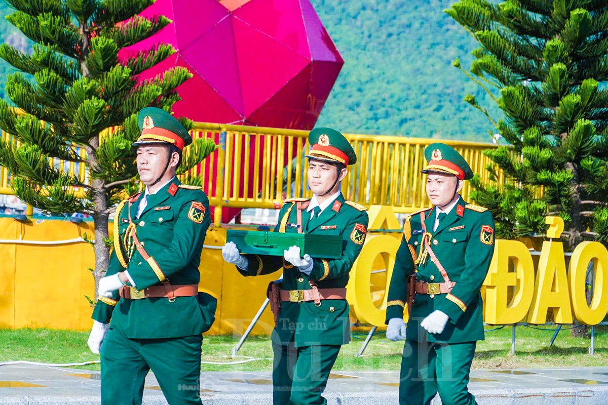 Từ quá khứ hào hùng đến hiện tại nghĩa tình tri ân các anh hùng liệt sĩ - 2