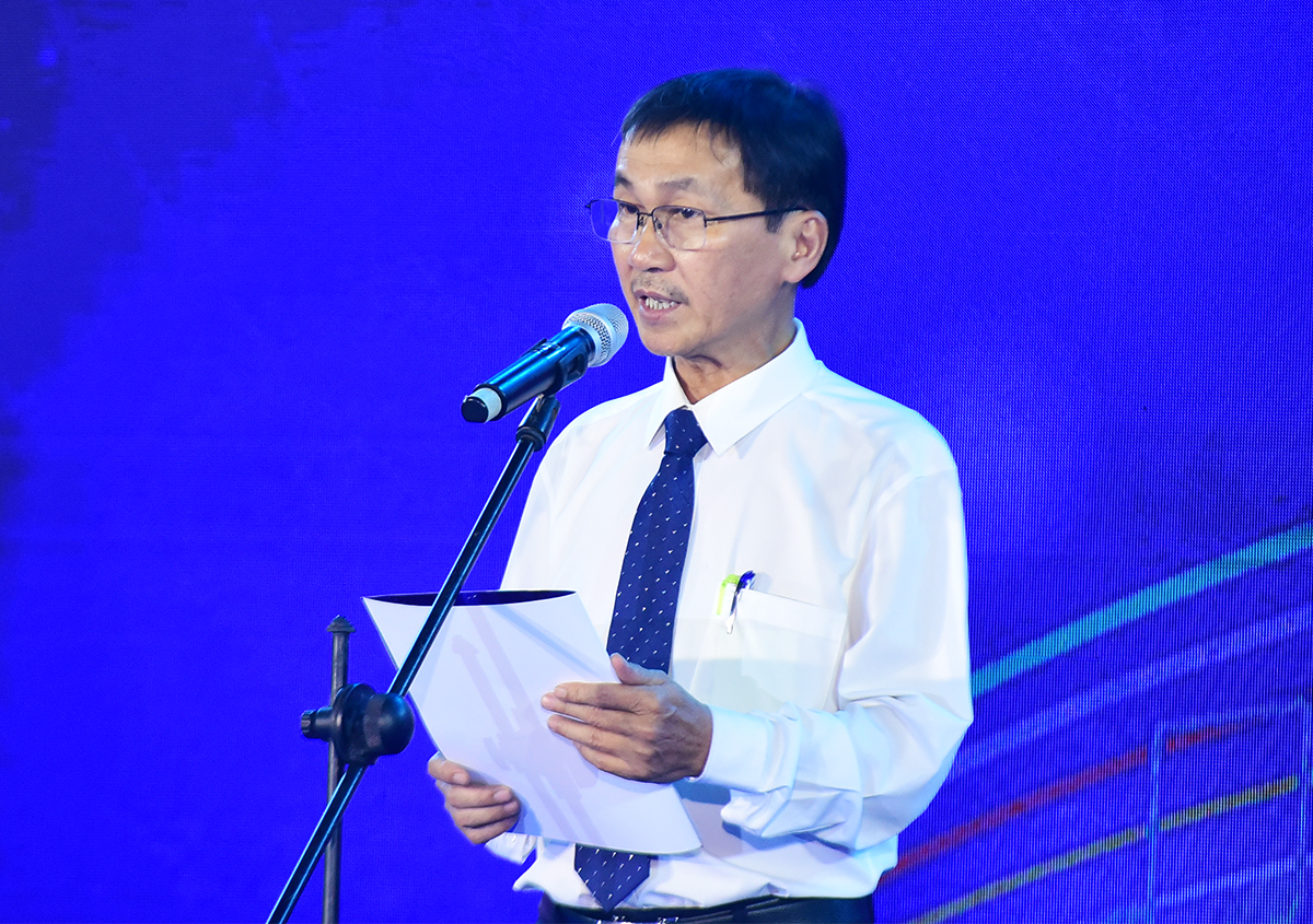 dem nhac 'thanh am thoi gian': ky niem 50 nam thanh lap truong thpt so 1 tu nghia - 5