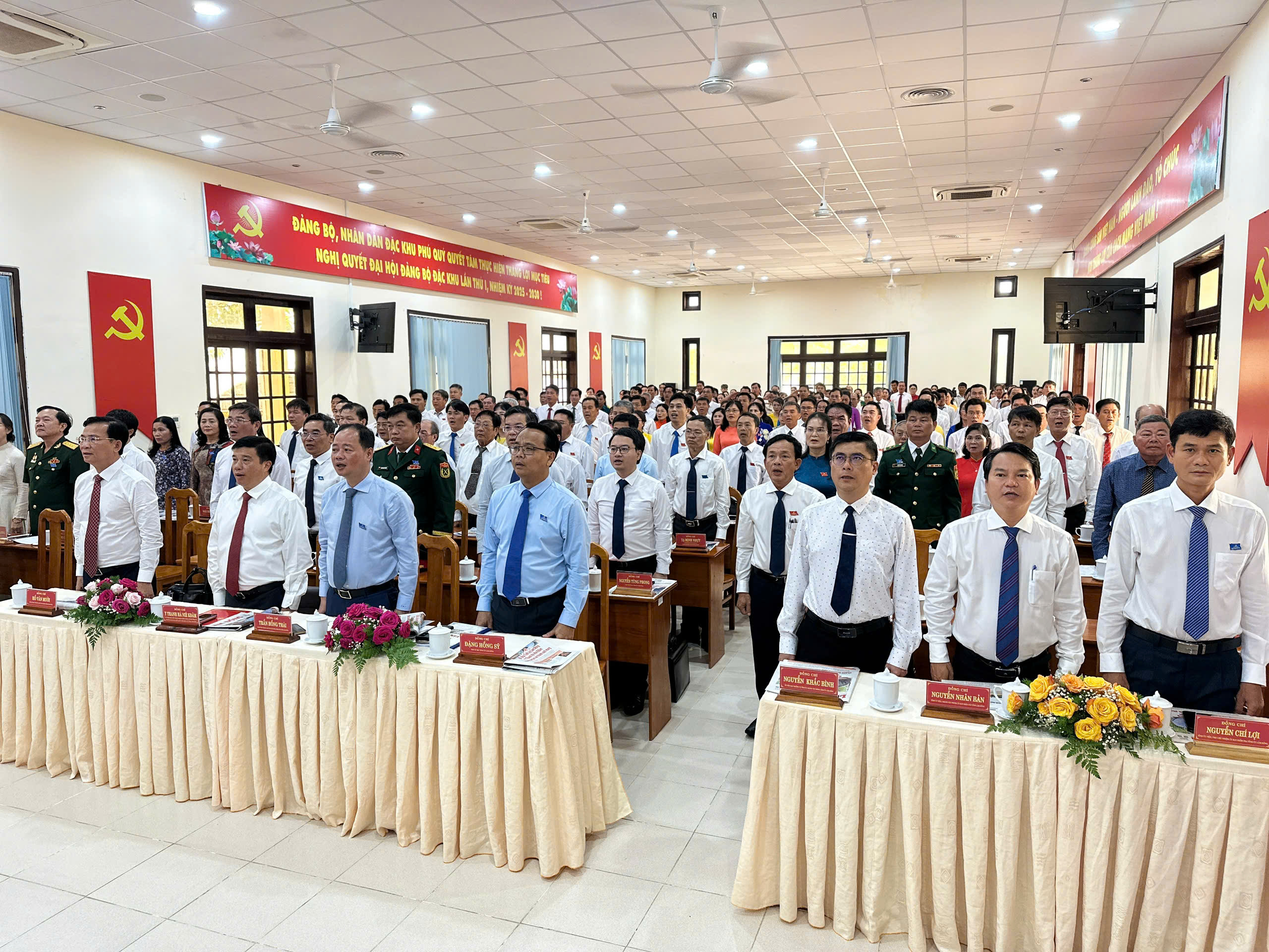 Xây dựng Đặc khu Phú Quý gắn với phát triển du lịch bền vững - 2