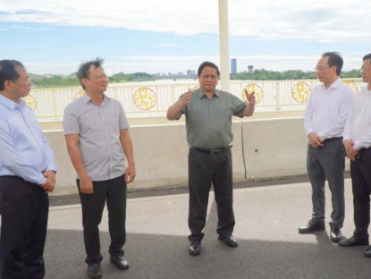  - Thủ tướng Phạm Minh Chính thăm cây cầu mới Nguyễn Hoàng bắc qua sông Hương