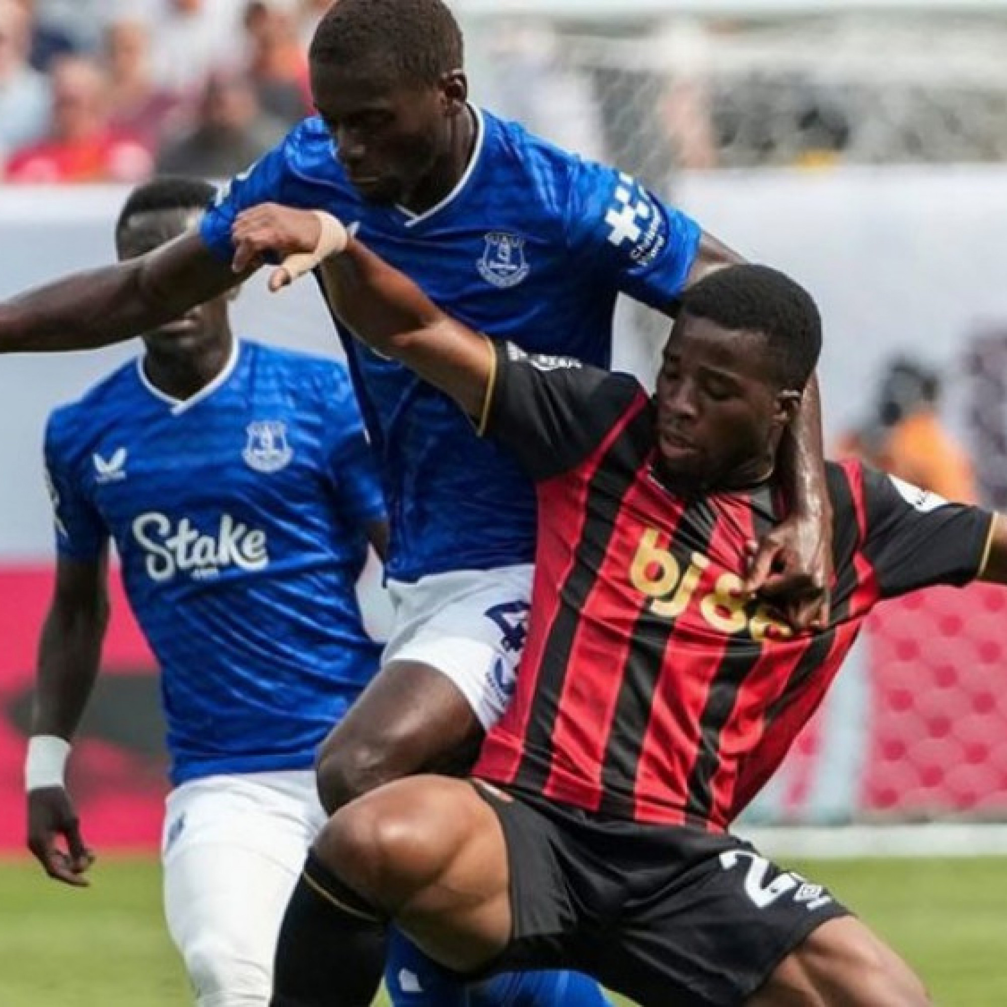  - Video bóng đá Everton - Bournemouth: Tiệc tuyệt phẩm hiệp 2 (Premier League Summer Series)