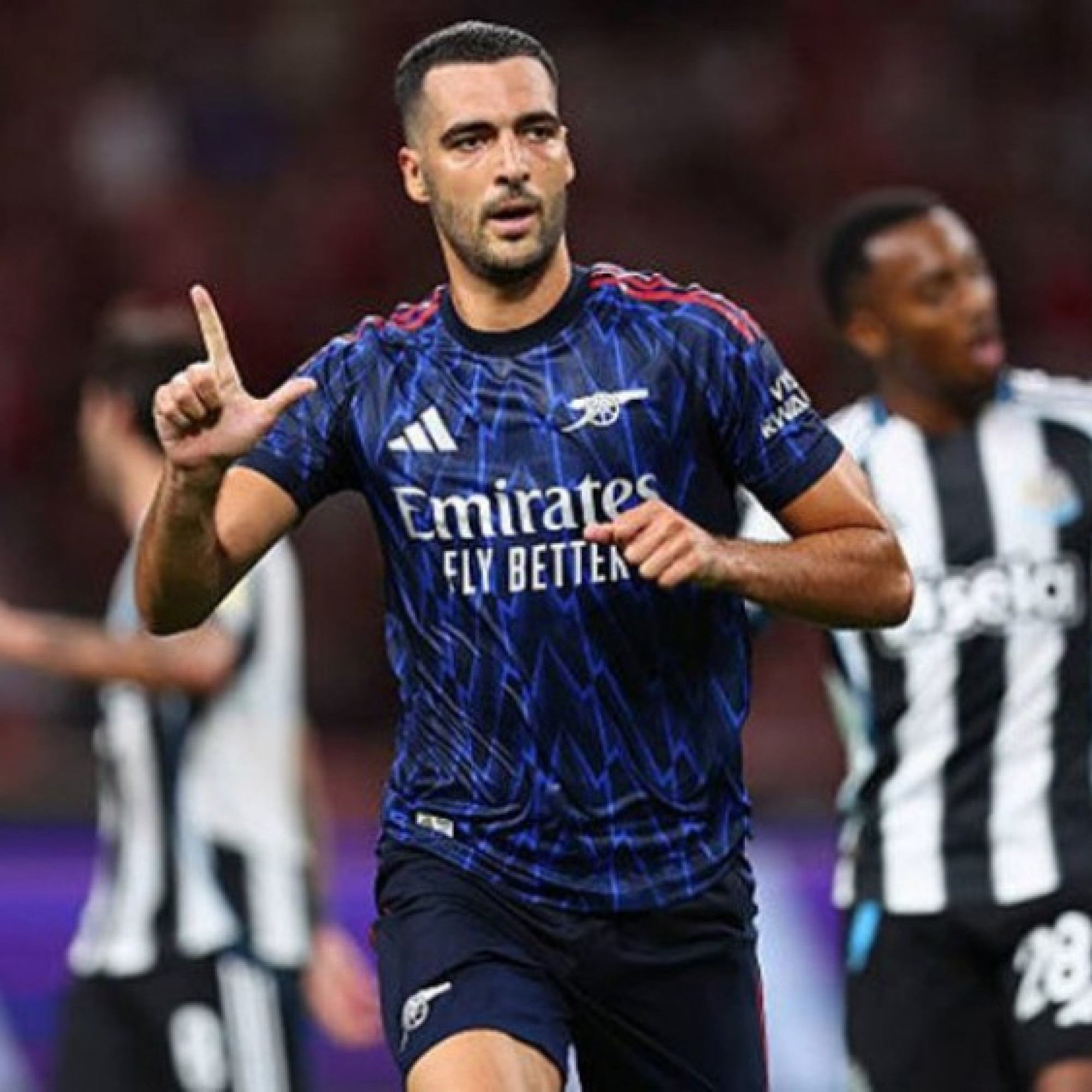  - Video bóng đá Arsenal - Newcastle: Ngược dòng chóng vánh (Giao hữu)