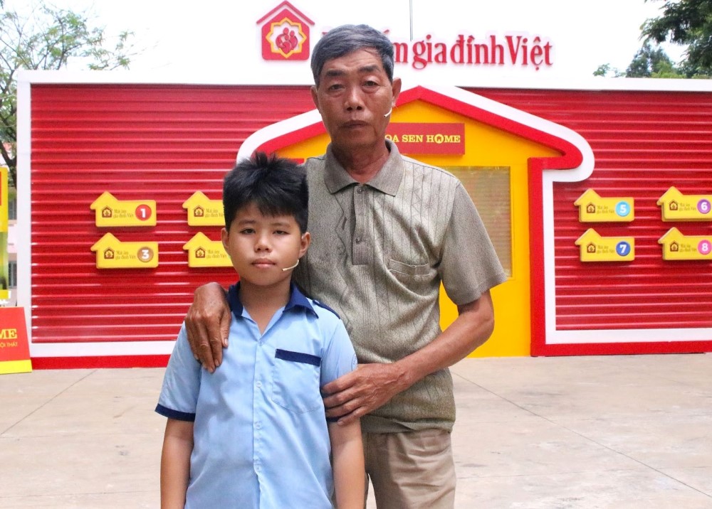 Có những người dành cả thanh xuân vì Tổ quốc, dành cả đời cho gia đình - 1